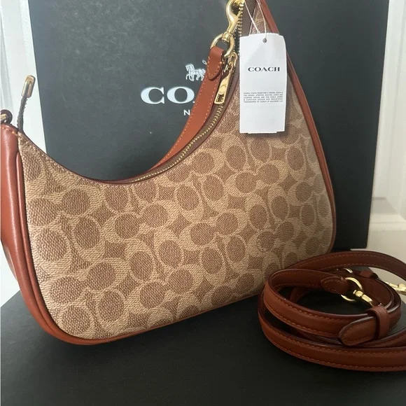 NWT coach!! Twisted Teri Shoulder Bag In Signature Canvas - Picture 6 of 8
